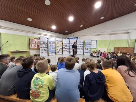 Odprtje razstave o zgodovini potujočih knjižnic_6