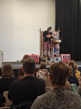 Predstava Cirkus Ganibilo_3